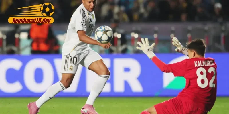 Mbappé – ngôi sao sáng nhất đêm Almaty